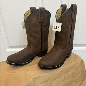 New Girls or Boys Brown Masterson Boots. FREE shipping!